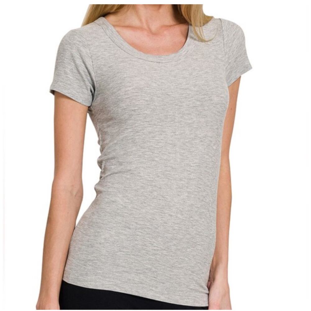 NEW! Zenana Women’s Sz Medium Ribbed Scoop Neck Gray Silky Soft T-shirt, K130